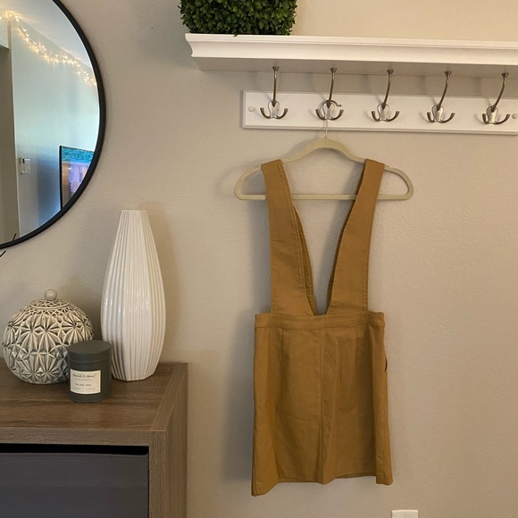 Tan Overalls - Picture 4 of 4